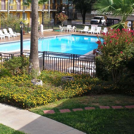 Americas Best Value Inn Laredo Einrichtungen foto